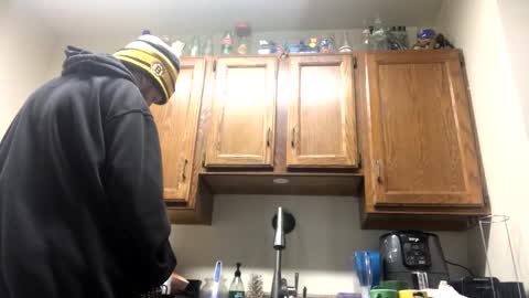 Phil online show from 10/13/25, 08:20