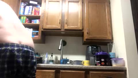 Phil online show from 10/18/25, 02:58