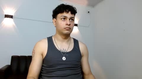 Snapshot of philip_jons chatting on 03/21/26, 10:13 Philip online show from 03/21/26, 10:13