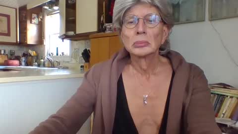 phillipa online show from 01/13/25, 06:59