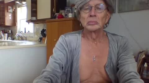 phillipa online show from 01/25/25, 07:28