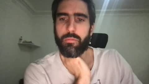 Snapshot of philllaroche chatting on 02/22/25, 02:06 Phill online show from 02/22/25, 02:06