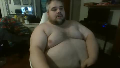 Snapshot of phillybear83 chatting on 11/05/25, 04:23 phillybear83 online show from 11/05/25, 04:23