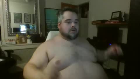 Snapshot of phillybear83 chatting on 11/10/25, 06:01 phillybear83 online show from 11/10/25, 06:01