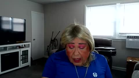 Geri online show from 04/18/26, 07:58