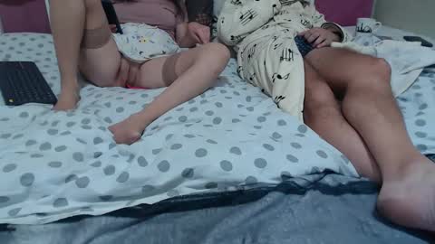 Snapshot of phoenix_aurora_ chatting on 11/18/25, 11:48 Phoenix and Aurora online show from 11/18/25, 11:48