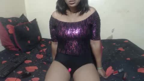 Snapshot of phoenixcandy chatting on 09/13/25, 08:52 phoenixcandy online show from 09/13/25, 08:52