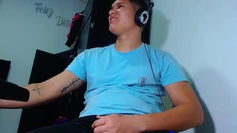 AdnierGnz online show from 03/07/25, 06:24