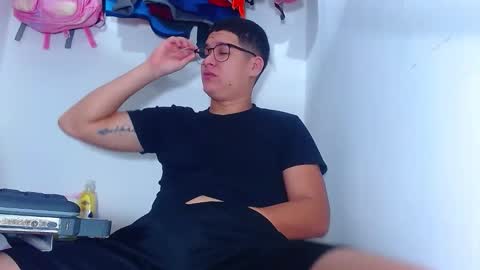 AdnierGnz online show from 09/27/25, 09:58