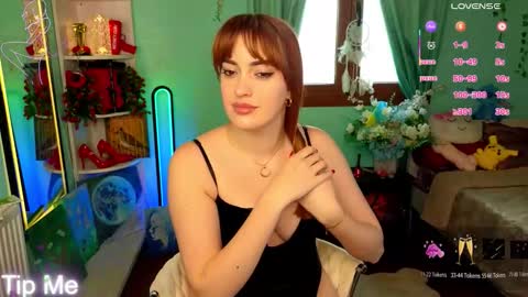 Snapshot of phoenixlunar chatting on 03/20/26, 07:46 Selena online show from 03/20/26, 07:46