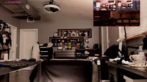 Snapshot of photo1960 chatting on 07/10/26, 04:39 photo1960 online show from 07/10/26, 04:39