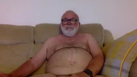 Snapshot of phozzagain chatting on 05/26/26, 08:49 phozzagain online show from 05/26/26, 08:49