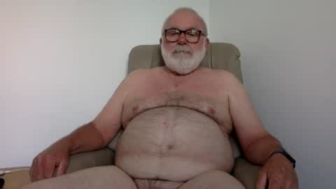Snapshot of phozzagain chatting on 07/19/26, 09:24 phozzagain online show from 07/19/26, 09:24