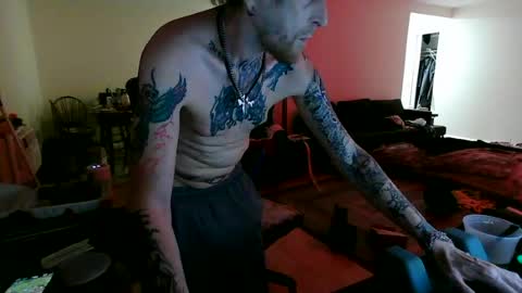 Snapshot of phrostdd chatting on 07/06/26, 01:46 FrankenDaddy online show from 07/06/26, 01:46