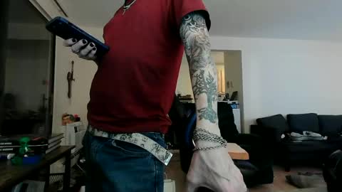 Snapshot of phrostdd chatting on 07/08/26, 02:27 FrankenDaddy online show from 07/08/26, 02:27