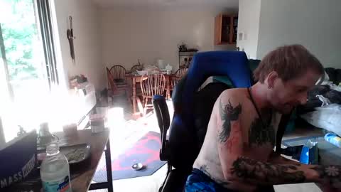 Snapshot of phrostdd chatting on 08/09/26, 09:53 FrankenDaddy online show from 08/09/26, 09:53