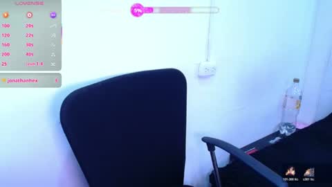 Snapshot of phylavell_ chatting on 06/16/26, 08:55 phylavell_ online show from 06/16/26, 08:55