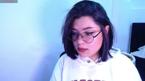 Snapshot of phylavell_ chatting on 07/06/26, 11:18 phylavell_ online show from 07/06/26, 11:18