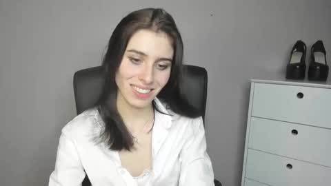 P I A online show from 11/09/25, 10:19