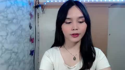 Ms Pia online show from 04/26/26, 05:43