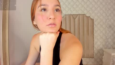 Snapshot of pia_johnson_ chatting on 02/18/25, 11:00 online show from 02/18/25, 11:00