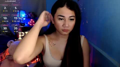 Pia online show from 01/21/25, 02:33