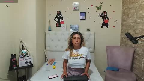 PIA BOQUITA SUAVE online show from 03/11/26, 03:18