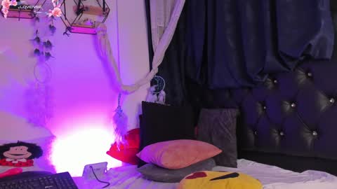  PIA FISHER  online show from 02/04/25, 10:54