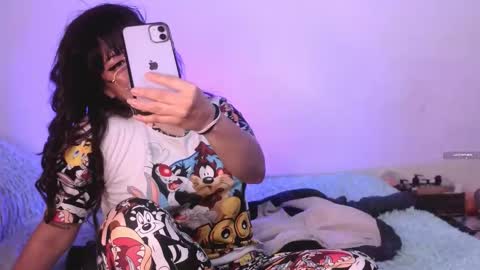  PIA FISHER  online show from 11/27/25, 02:02