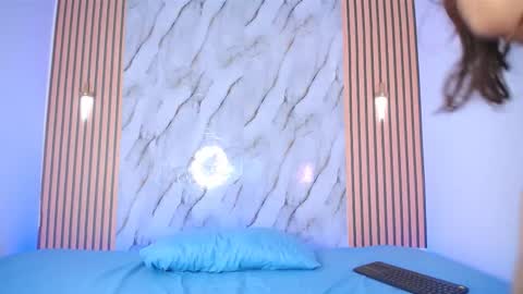 Snapshot of piagelvez_ chatting on 10/13/25, 01:55 piagelvez_ online show from 10/13/25, 01:55