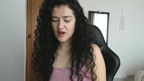 Snapshot of piama_burnss chatting on 02/25/26, 03:32 piama_burnss online show from 02/25/26, 03:32