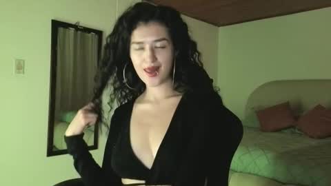 Snapshot of piama_burnss chatting on 05/08/26, 12:38 piama_burnss online show from 05/08/26, 12:38