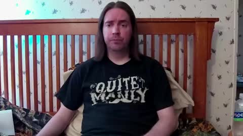 Snapshot of pianoman423 chatting on 02/02/25, 04:00 Jay online show from 02/02/25, 04:00