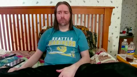 Snapshot of pianoman423 chatting on 10/18/25, 07:03 Jay online show from 10/18/25, 07:03