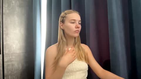 Kristie online show from 07/17/26, 07:26