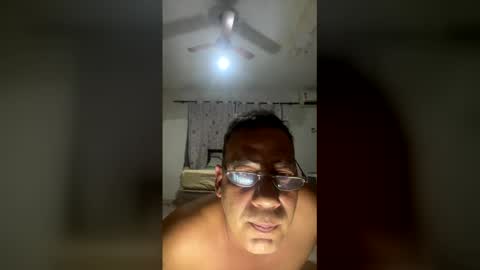 Snapshot of picadoce1975 chatting on 03/31/26, 06:47 picadoce1975 online show from 03/31/26, 06:47