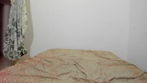 picaszomilos350 online show from 04/16/26, 05:08