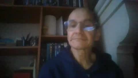 pichoun71 online show from 12/28/24, 07:33