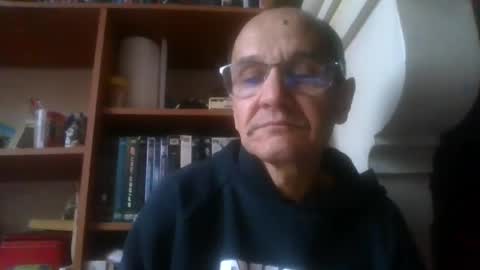 pichoun71 online show from 01/05/25, 08:11