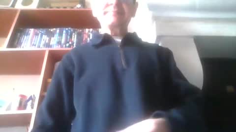 pichoun71 online show from 01/05/25, 11:15