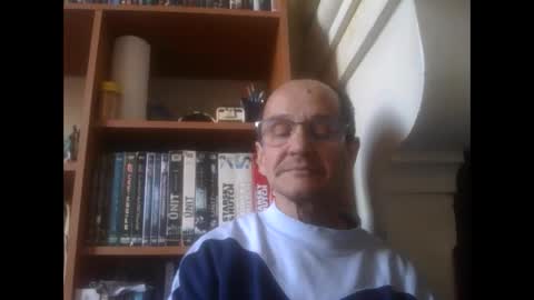 pichoun71 online show from 02/16/25, 02:10