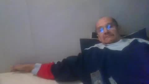 pichoun71 online show from 11/10/25, 06:56