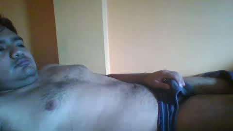 Snapshot of pichulonrenzo chatting on 06/18/26, 06:01 PICHULAMOJADA online show from 06/18/26, 06:01