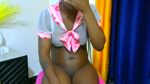 Snapshot of pickme60 chatting on 02/18/25, 12:59 pickme60 online show from 02/18/25, 12:59