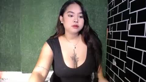 Snapshot of pickme_69xx chatting on 09/29/25, 05:23 SEVE online show from 09/29/25, 05:23