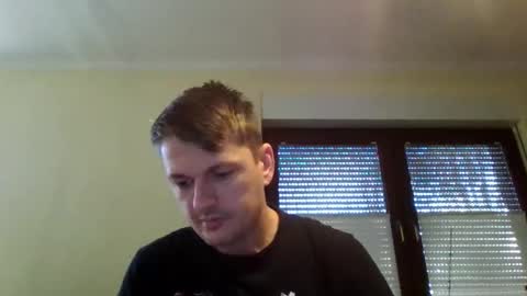 piercingsxxx online show from 12/17/25, 08:53