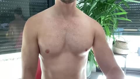 pierre81000 online show from 11/04/25, 12:15