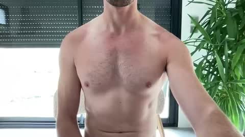 pierre81000 online show from 04/20/26, 11:35