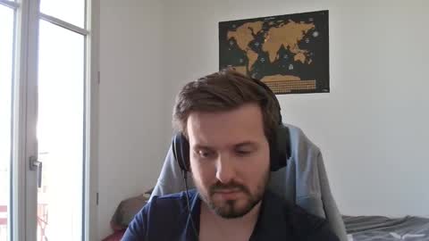 pierre_from_france75000 online show from 04/28/26, 01:27