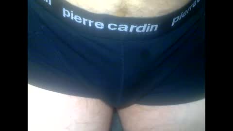 Snapshot of pierrecard1 chatting on 11/01/25, 07:32 pierrecard1 online show from 11/01/25, 07:32